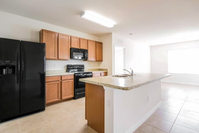 Photo - 218 SE 8th St