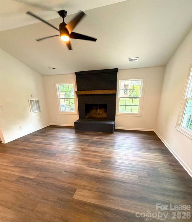 Photo - 5406 Barrington Dr
