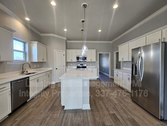 Photo - 39083 Harrier St