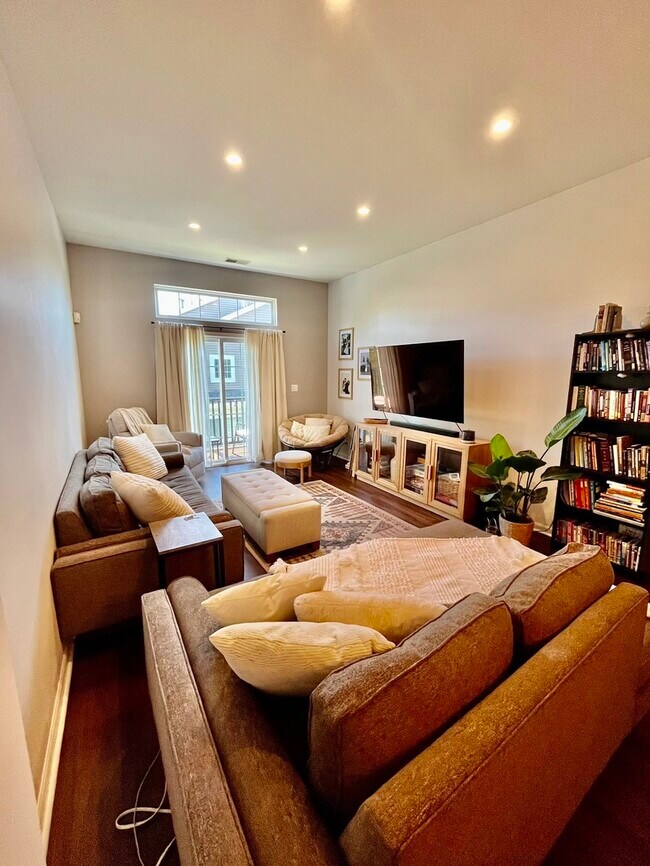 Photo - 2469 Wilton Ln