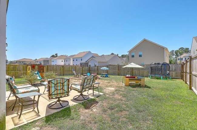 Photo - 115 Sequoia Ln