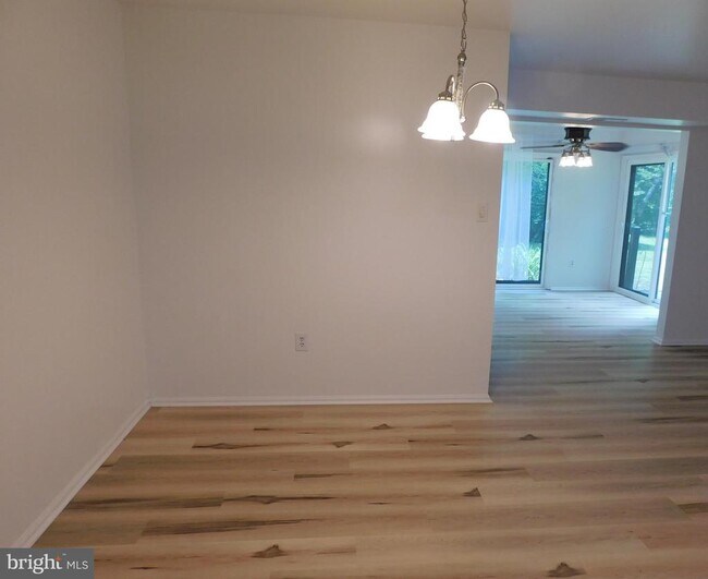 Photo - 87A W Bluebell Ln