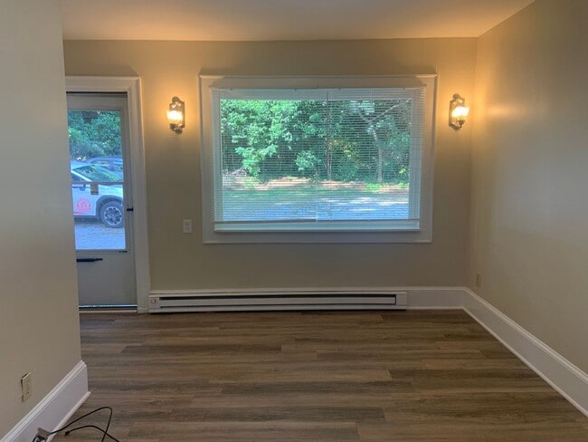 Photo - 1 BR in Glenwood