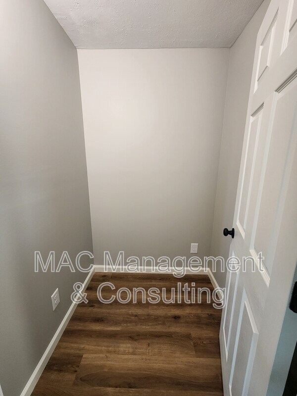 Photo - 4680 S Grundy Quarles Hwy