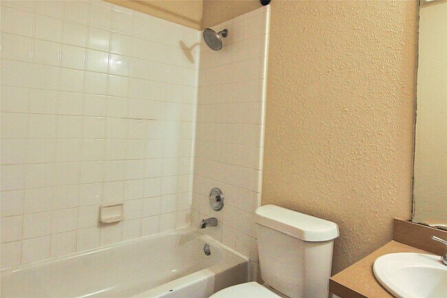 Photo - 7419 Kennemer Dr