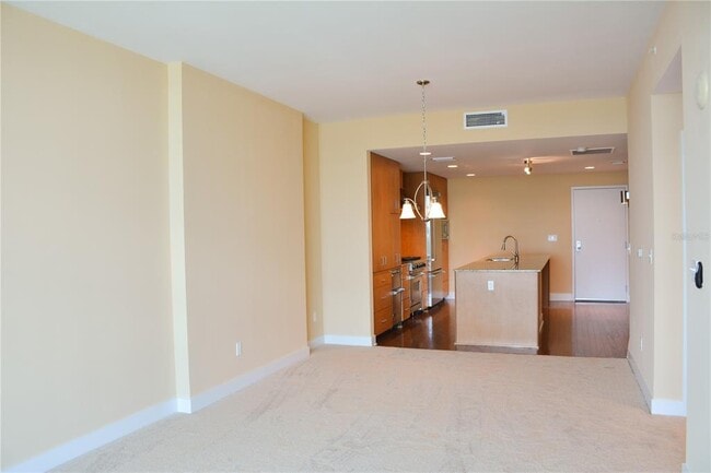 Photo - 1208 E Kennedy Blvd Unidad 724