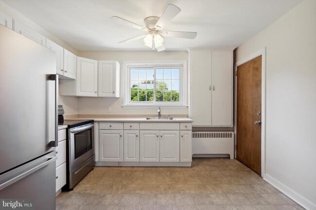 Photo - 10 Lloyd Ave Unidad 1N