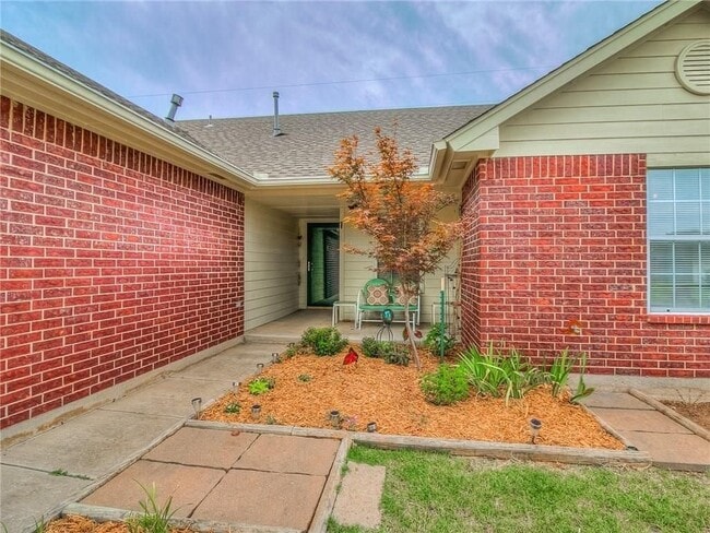 Photo - 5713 SE 85th St