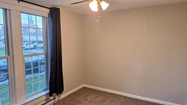 Master bed - 1021 Adams Ave Unit Main Floor