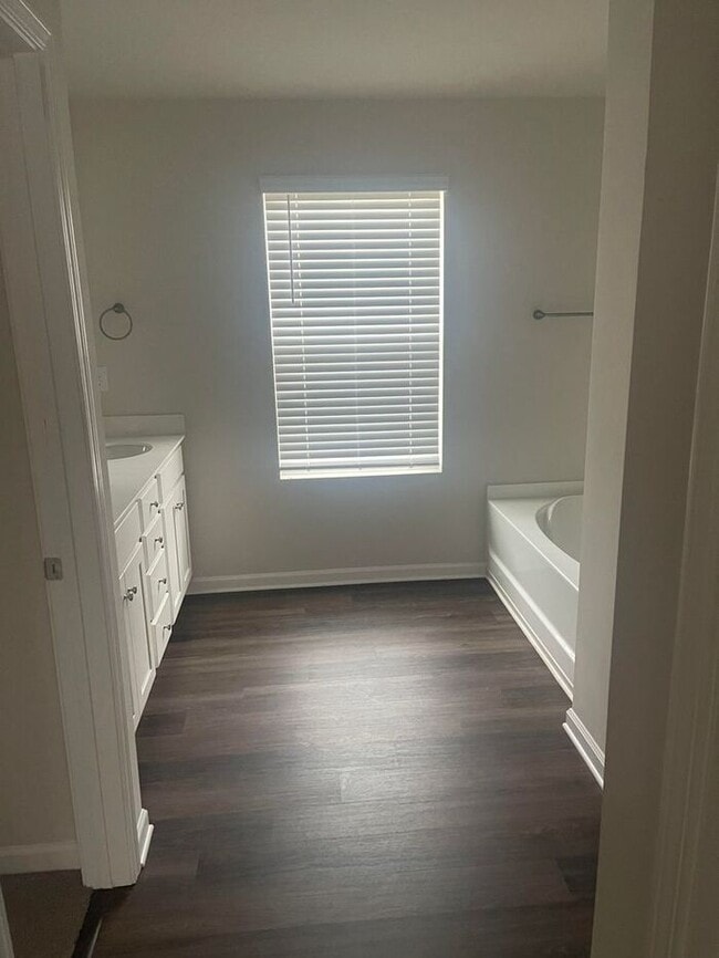 Photo - Luxury Living