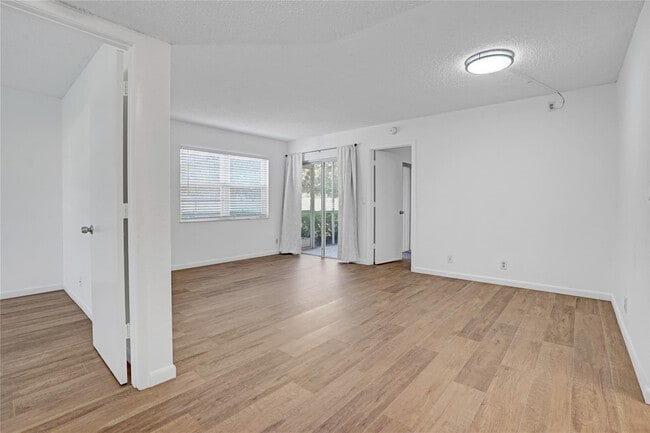 Photo - 1560 SE Royal Green Cir Unit S 103