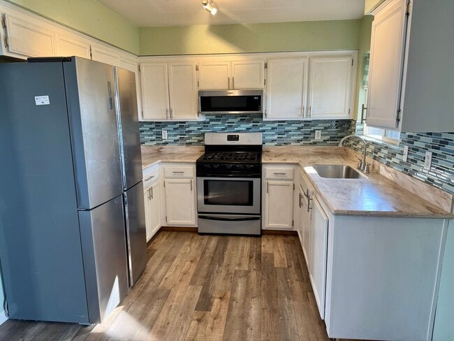 Photo - 3 Bedroom 2 Bathroom home at end of Cul-De-Sac