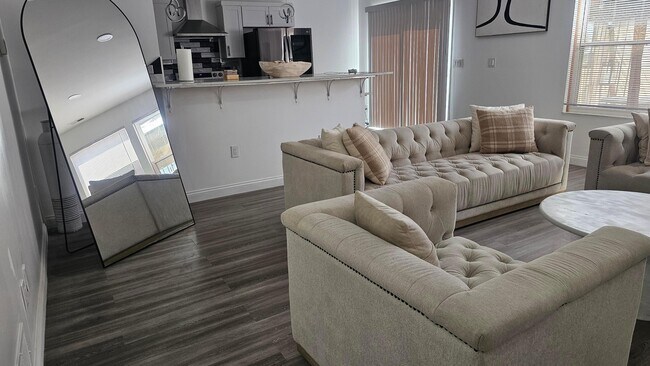 Photo - 3044 Kings Realm Ave