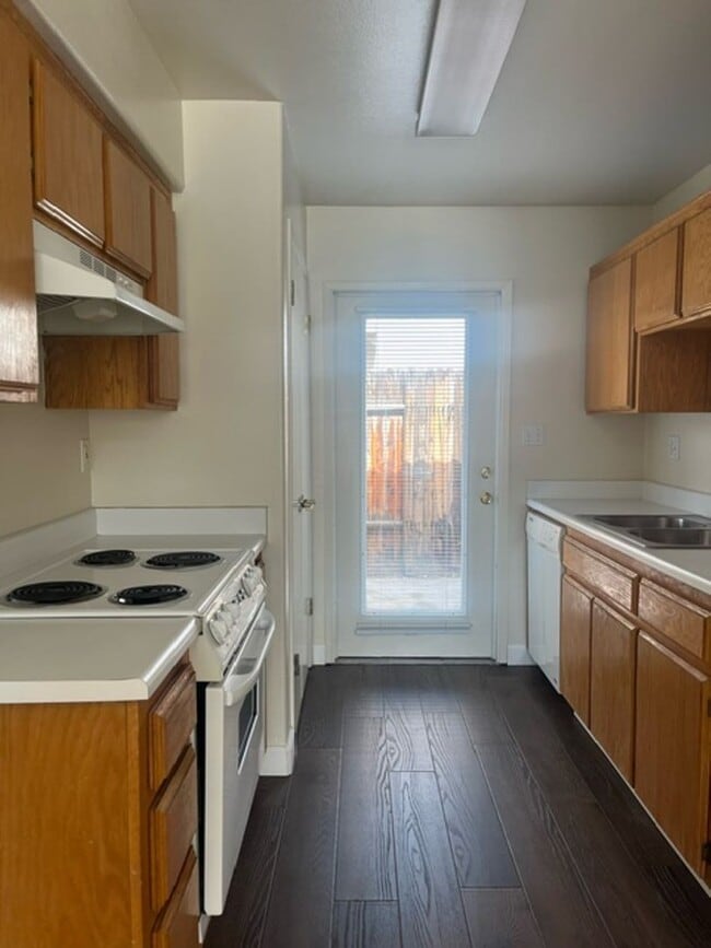Photo - 1218 Reddick Ln Unit 3