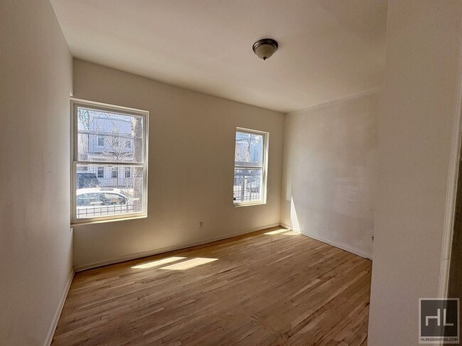 Photo - BAKER AVENUE, BRONX Unit 1