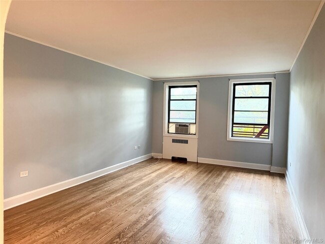 412 Larchmont Acres Unit 2C