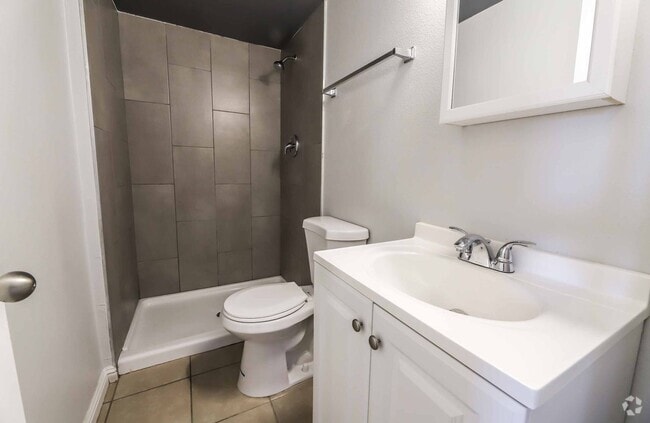 Building Photo - Avenue 663-C Unit 663 Avenue C #C Rental