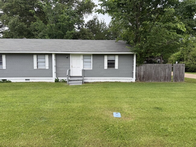 Building Photo - 2/1 in Pearl for $1200! Unit N