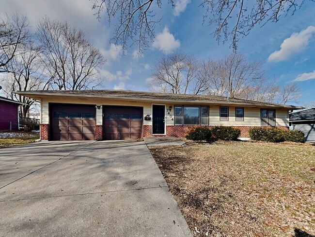 Photo - 7404 Hedges Ave House