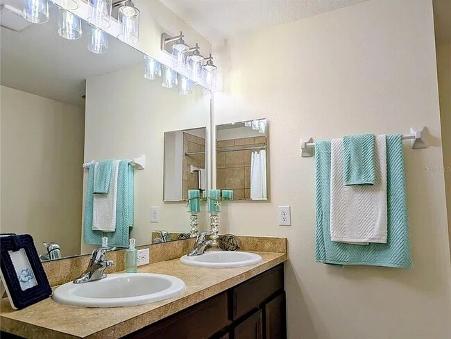 Photo - 6628 Holly Heath Dr