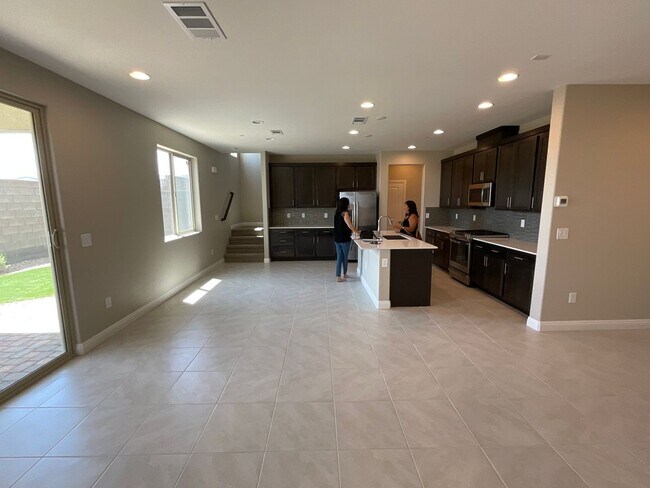 Photo - Beautiful 2 story Home near 95/11 and Skye Canyon