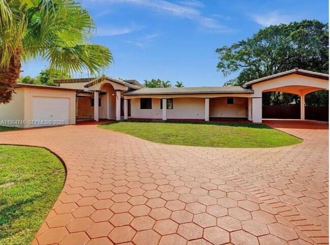 Building Photo - 225 Pocatella St