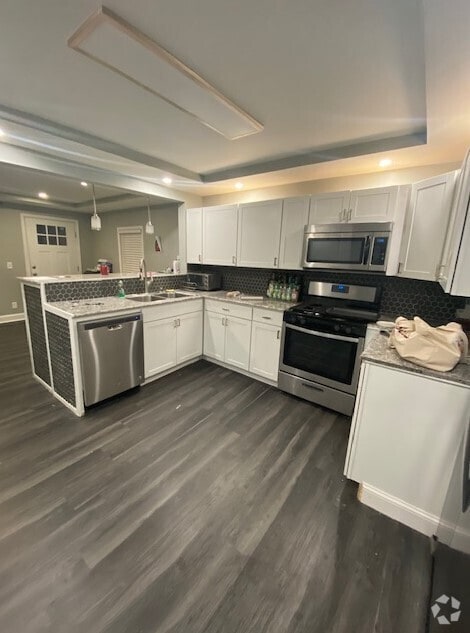 Building Photo - 102 Ashworth Plz Unit 3 Rental