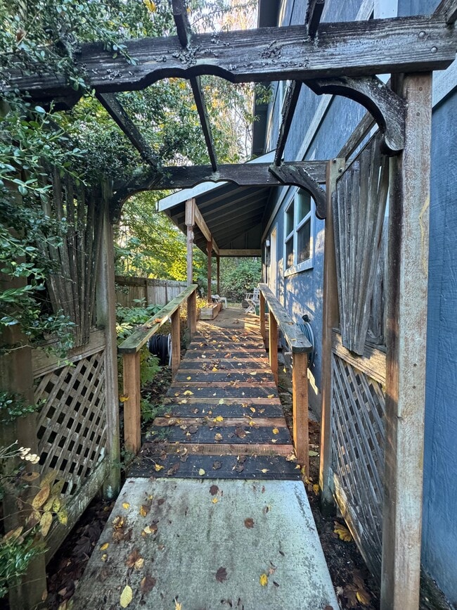 Photo - 18226 Vashon Hwy SW