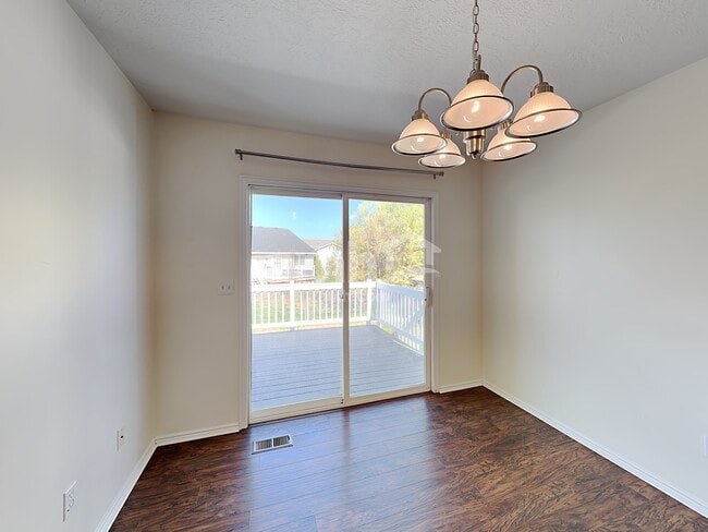 Photo - 5069 S Vista Dr