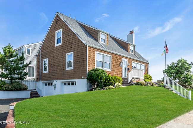 Photo - 411 Ocean Ave N
