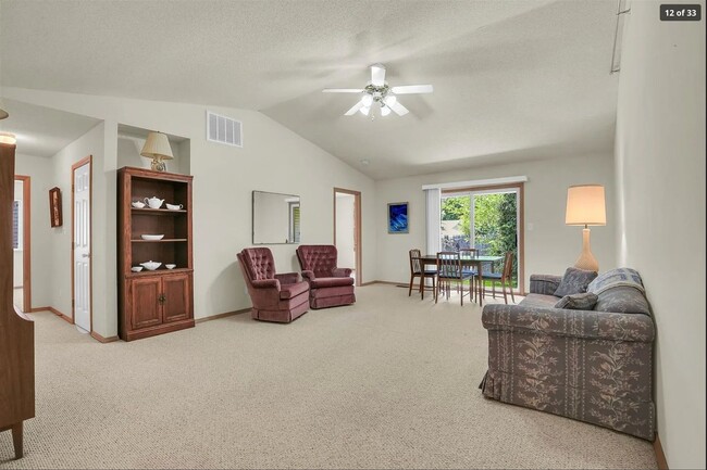 1801 Glenwood Oaks Ct