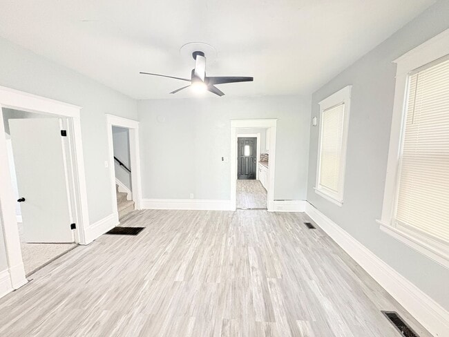 2924 Elm St