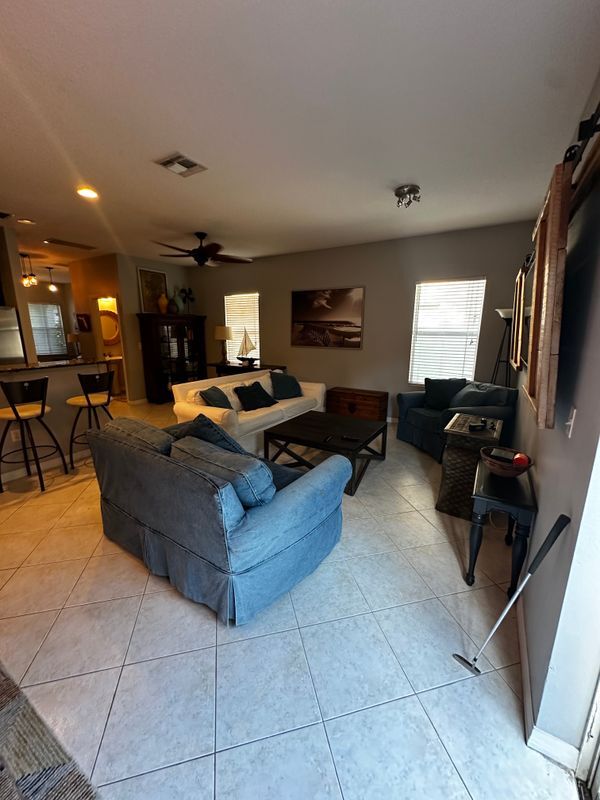 Photo - 650 Norfolk St