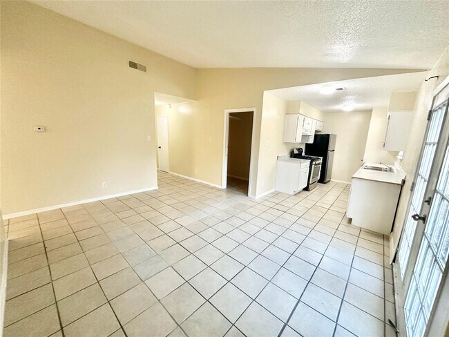 Photo - 7221 Ellington Cir