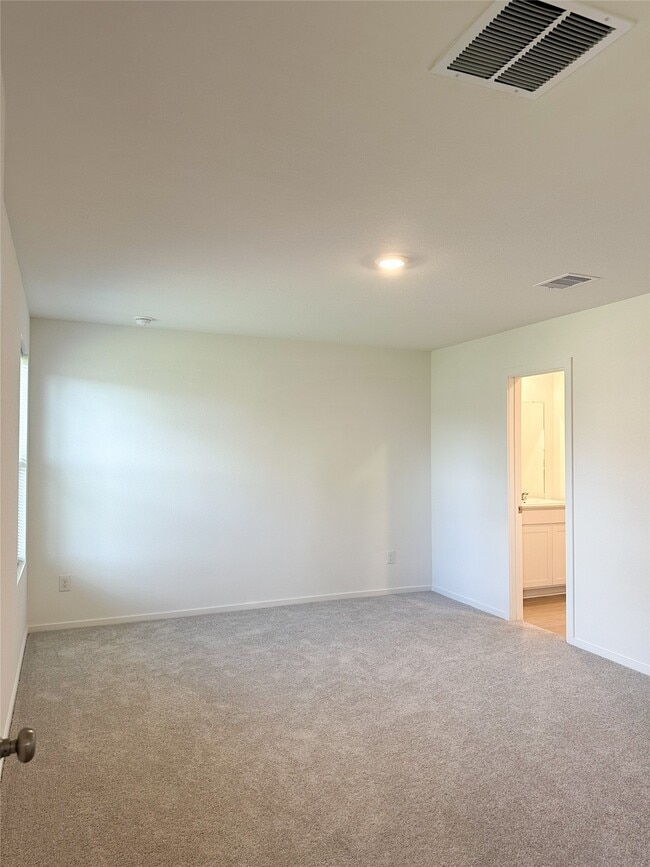 Photo - 229 Douglas Hls Dr