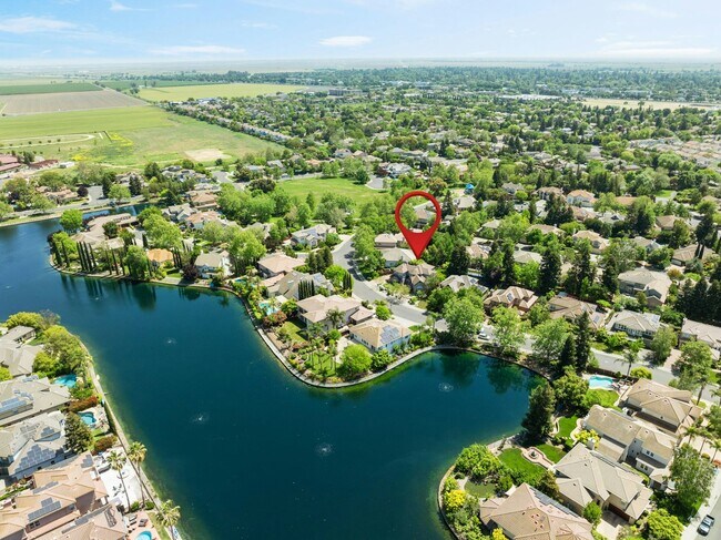 Photo - 3423 La Playa Dr