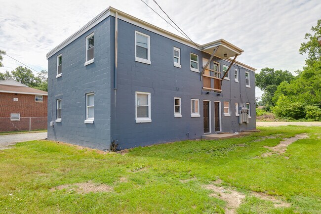 Photo - 2121 Phaup St Unit D