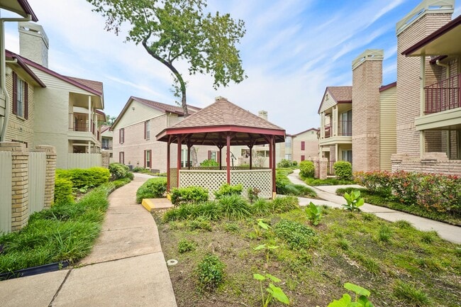 Building Photo - 2120 El Paseo St Unit 1403