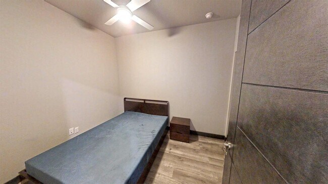 Photo - 209 E University Ave