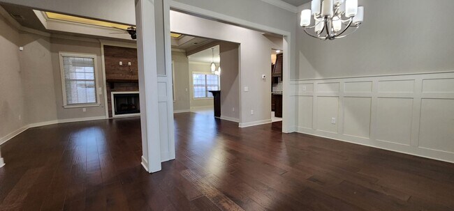 Photo - 3200 SW Hazelnut Ave