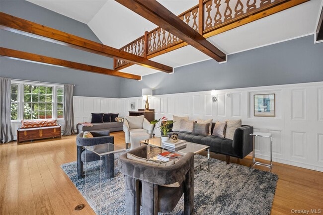 Photo - 1056 Beekman Rd