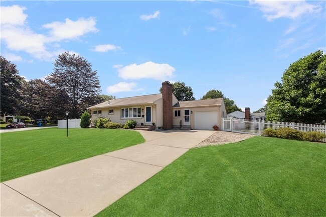 Photo - 96 Redwood Dr