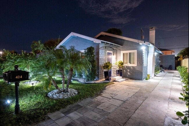 Photo - 424 Malverne Rd