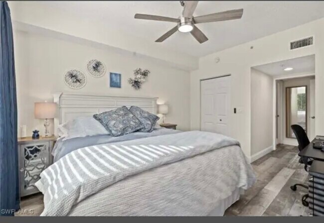 Photo - 1840 Florida Club Cir Unidad Napoli Luxury Condominium