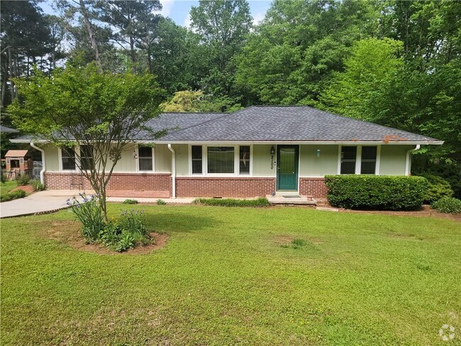 Building Photo - 2100 Shady Ln Rental