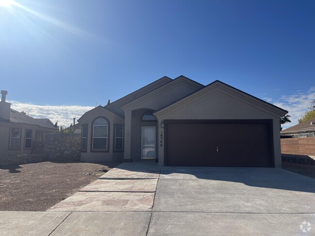 Building Photo - 14344 Desert Shadow Dr Rental