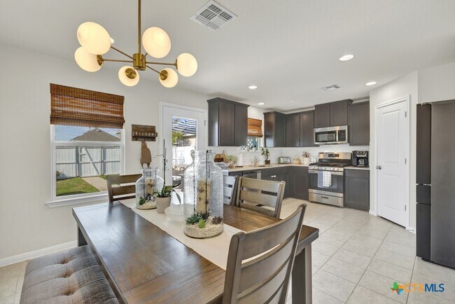 Photo - 1170 Esplanade Pkwy