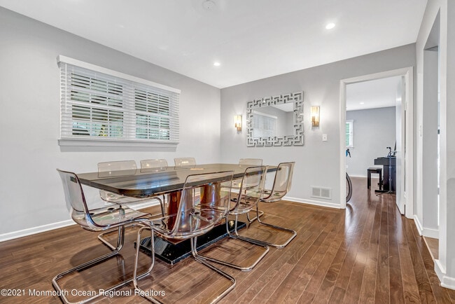 Photo - 410 Wells Ave