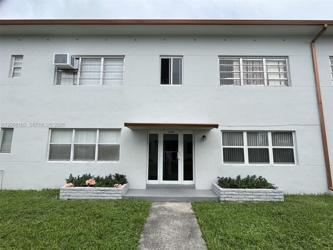 3911 W Flagler St Unit 2C