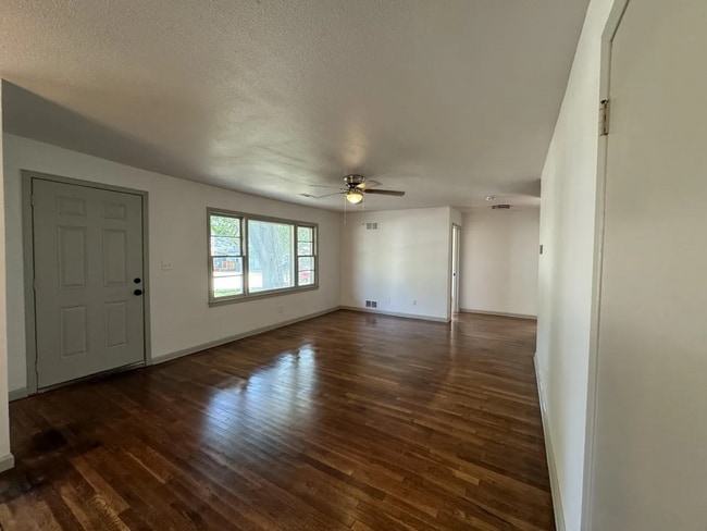 Photo - 1231 Shelden St